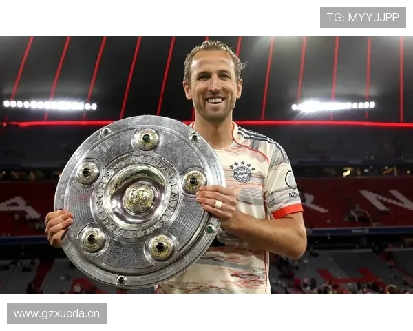 哈里·凯恩家庭生活：揭秘这位足球巨星的温馨日常与亲情故事