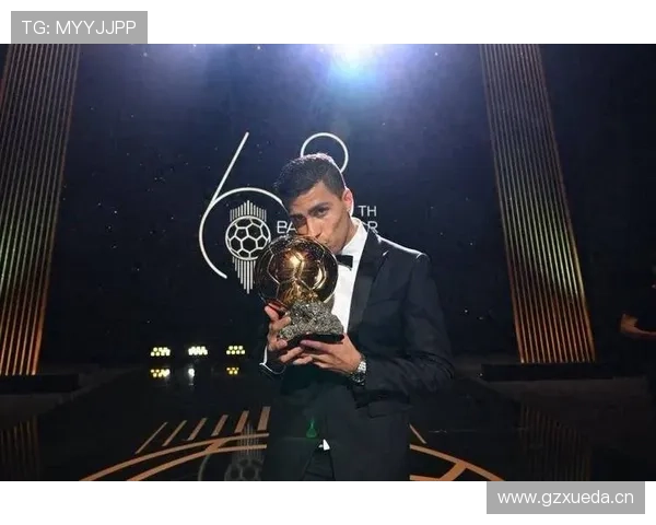 罗德里:2024金球奖得主暨曼城首位金球先生 罗德里:2024金球奖得主暨曼城首位金球先生